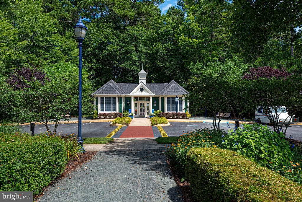 8 Long Point Court photo 72