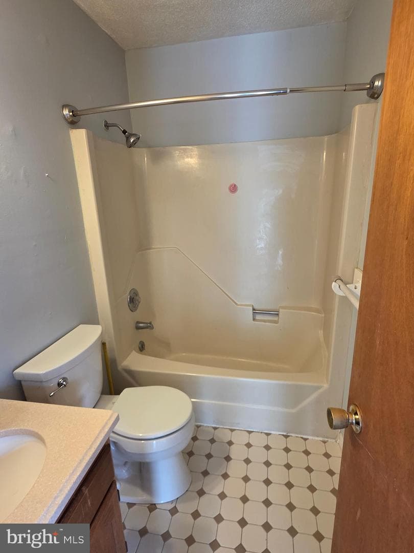 779 Ocean Parkway photo 18