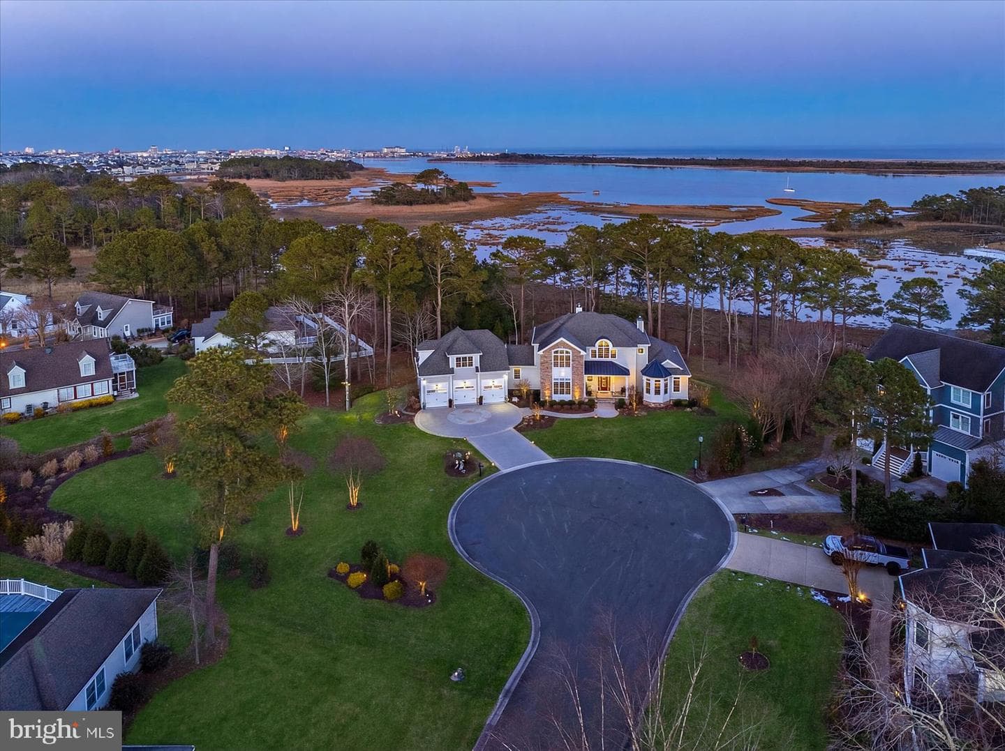 9515 Harbor Lights Drive photo 13