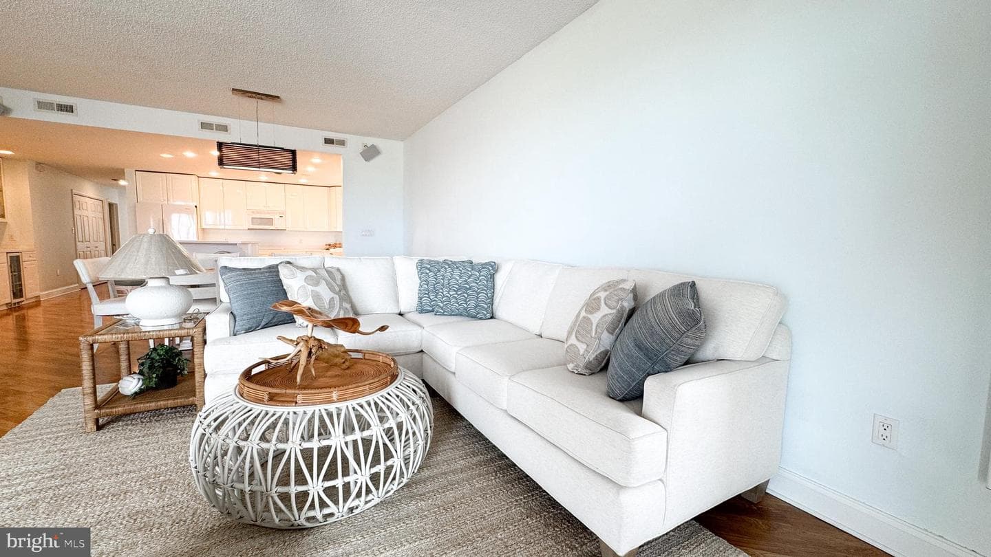 5105 Atlantic Avenue #101 photo 27