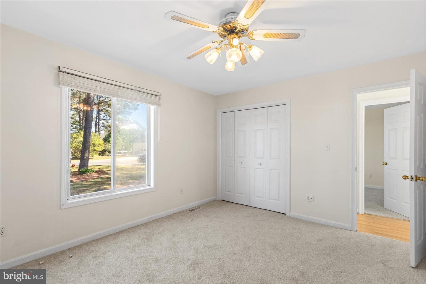 2 Waters Edge Court photo 15