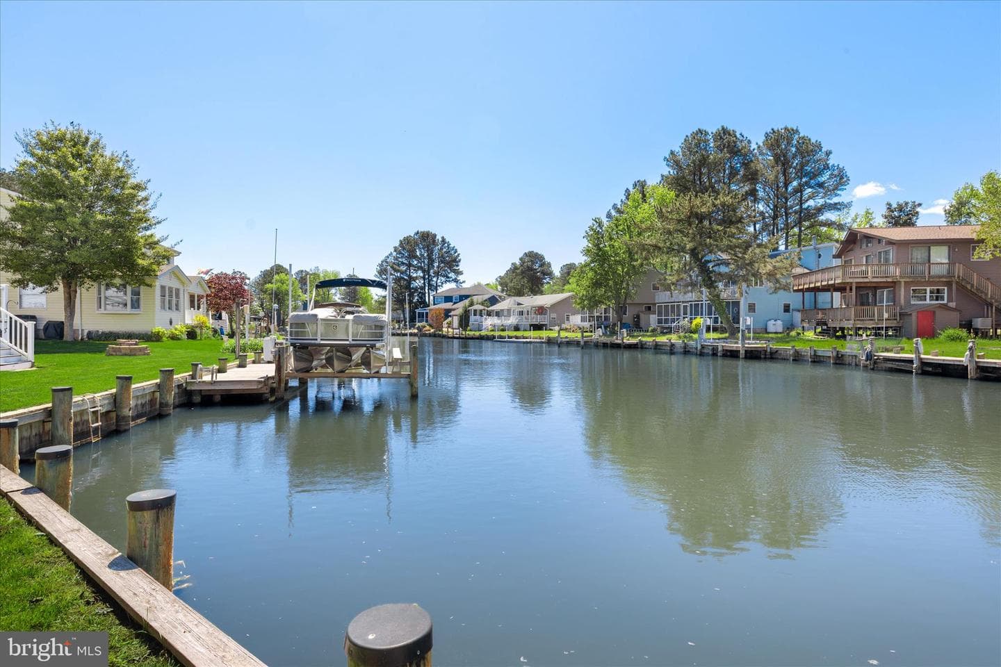 2 Waters Edge Court photo 29