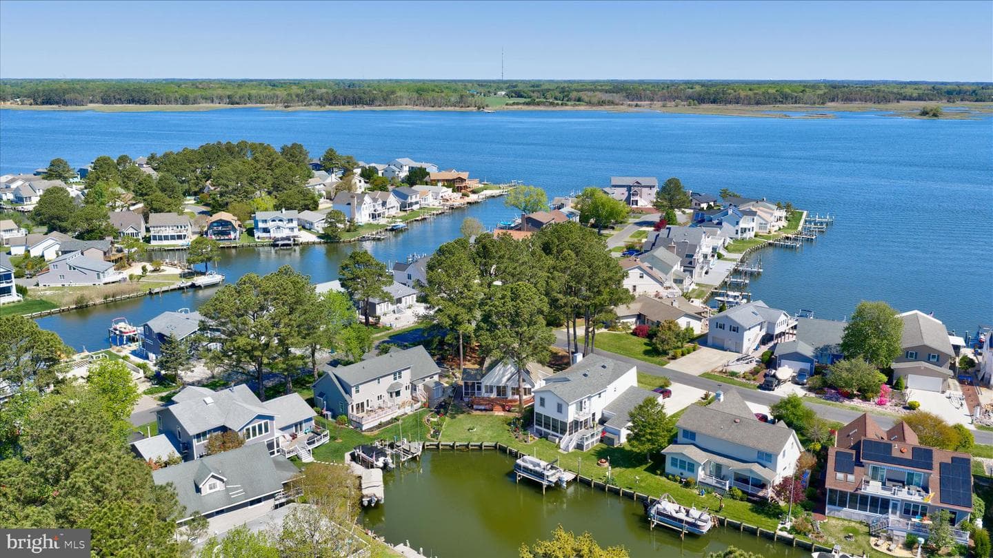 2 Waters Edge Court photo 5