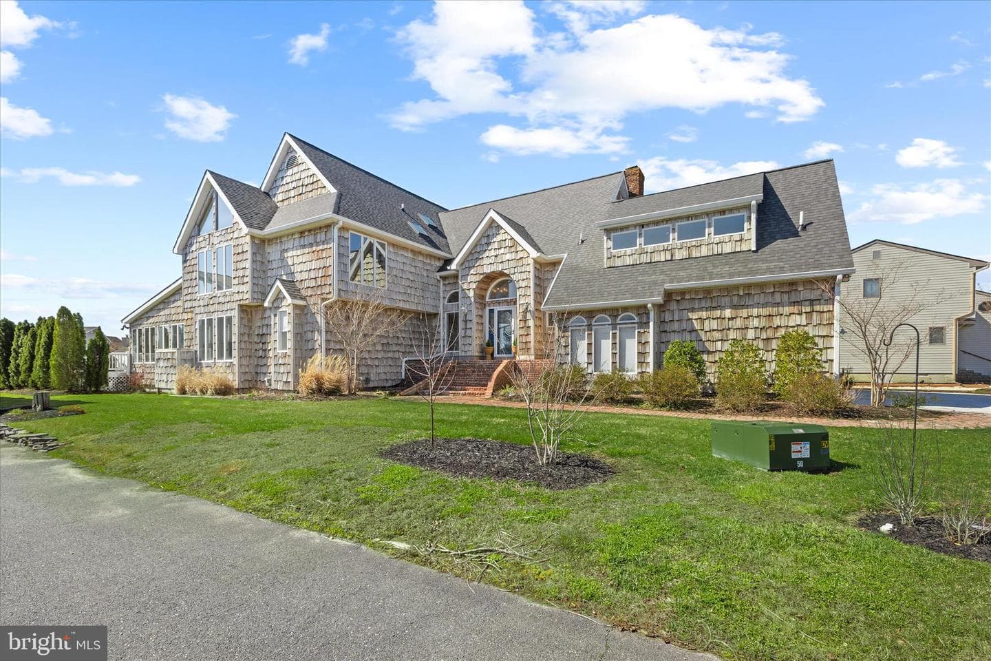 18 Mallard Drive E photo 2