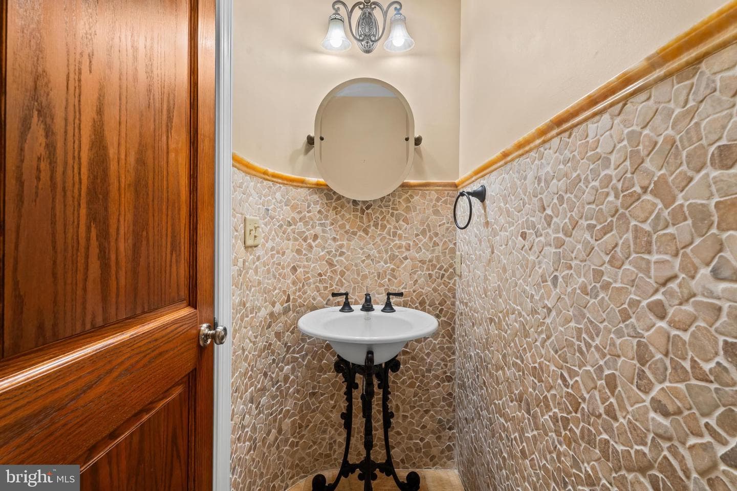 22 Leigh Drive photo 55