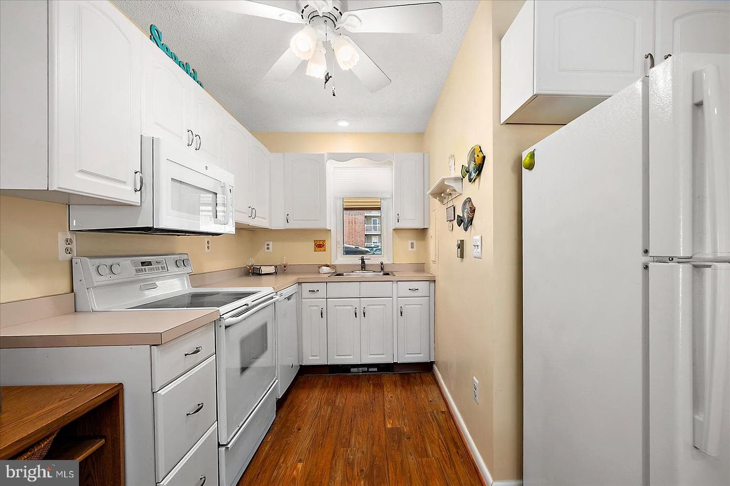 616 Salt Spray Road #7 photo 27