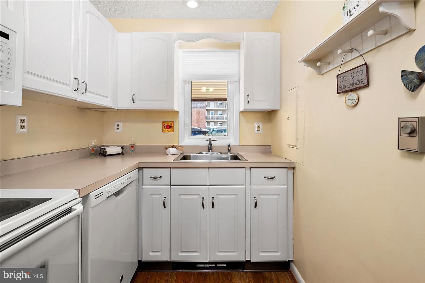 616 Salt Spray Road #7 photo 28