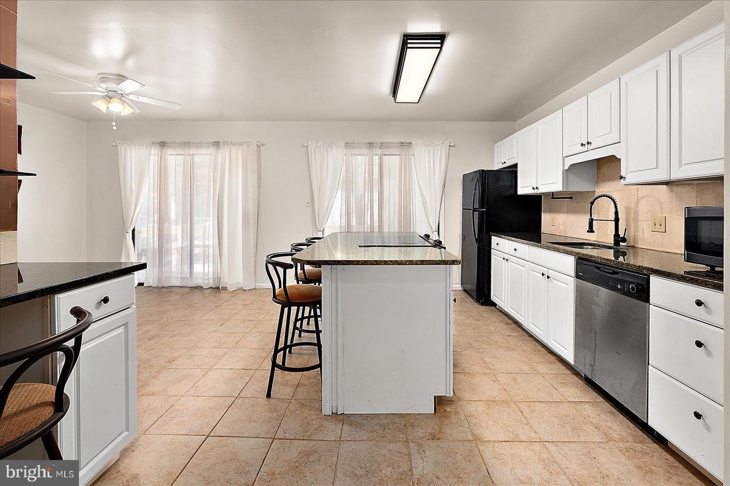 1 Seafarer Lane photo 8