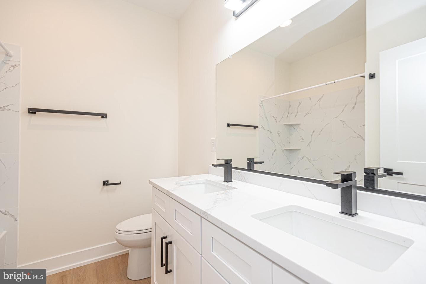 83 King Richard Road photo 34