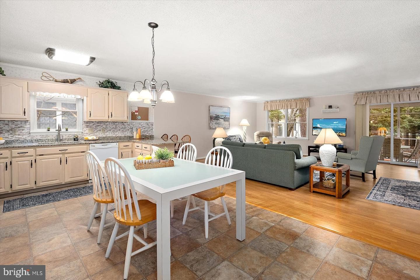 208 138th Street photo 11