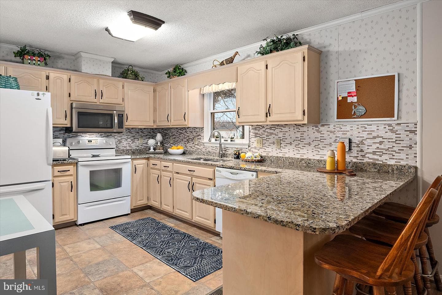 208 138th Street photo 12