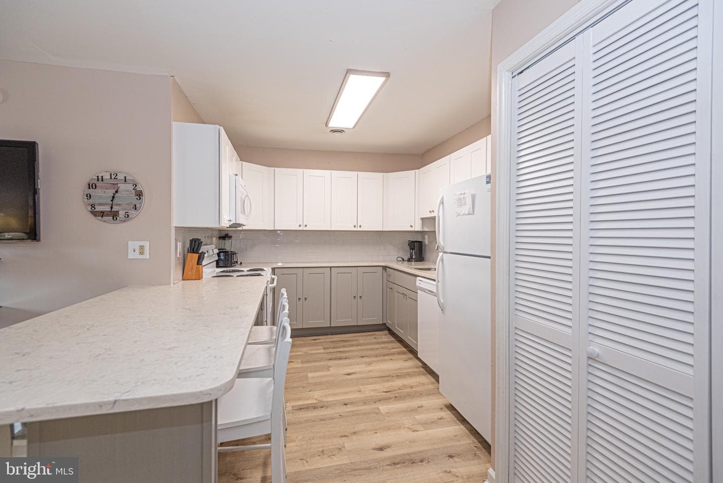 14409 Lighthouse Avenue #4 photo 4