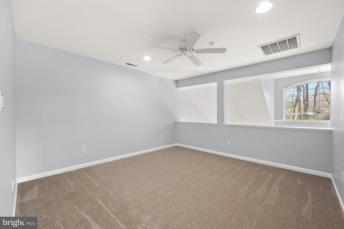 102 Hingham Lane #27 photo 16