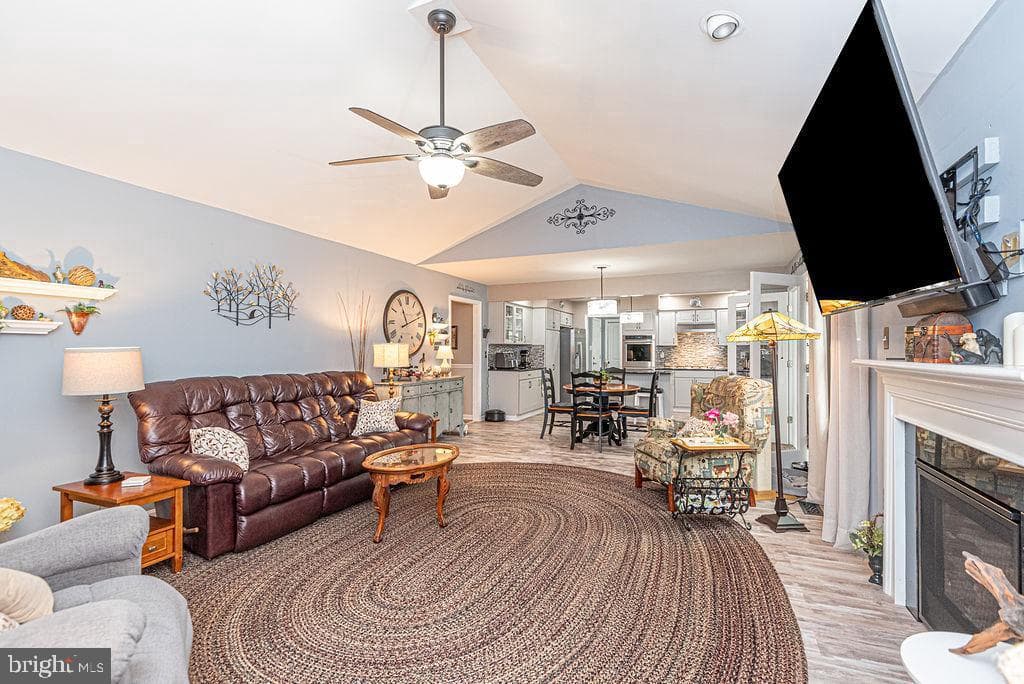 24 Fairway Lane photo 10