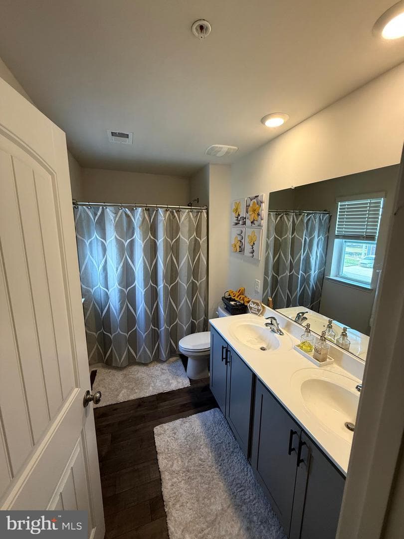 109 Fox Hound Street photo 35