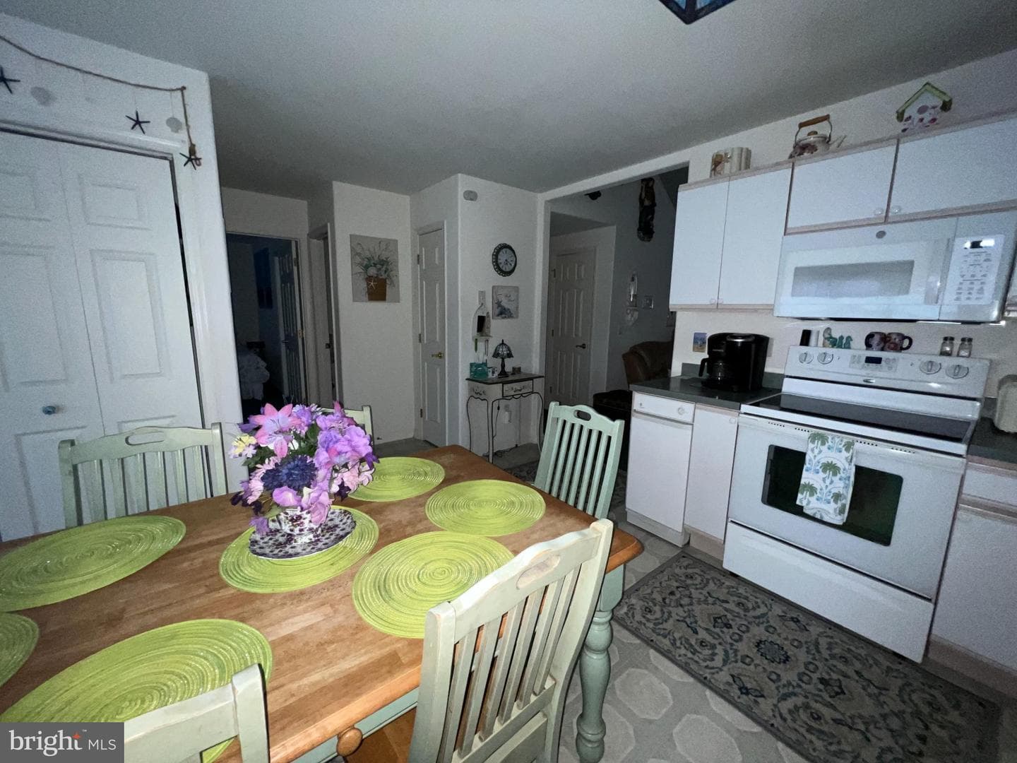 13463 Madison Avenue photo 31