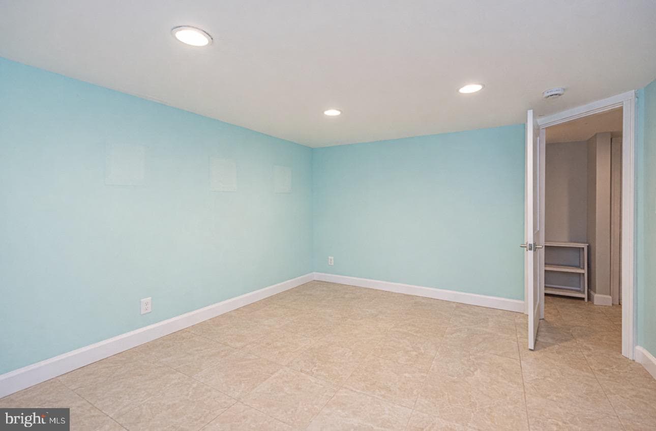 403 14th Street #13 photo 34