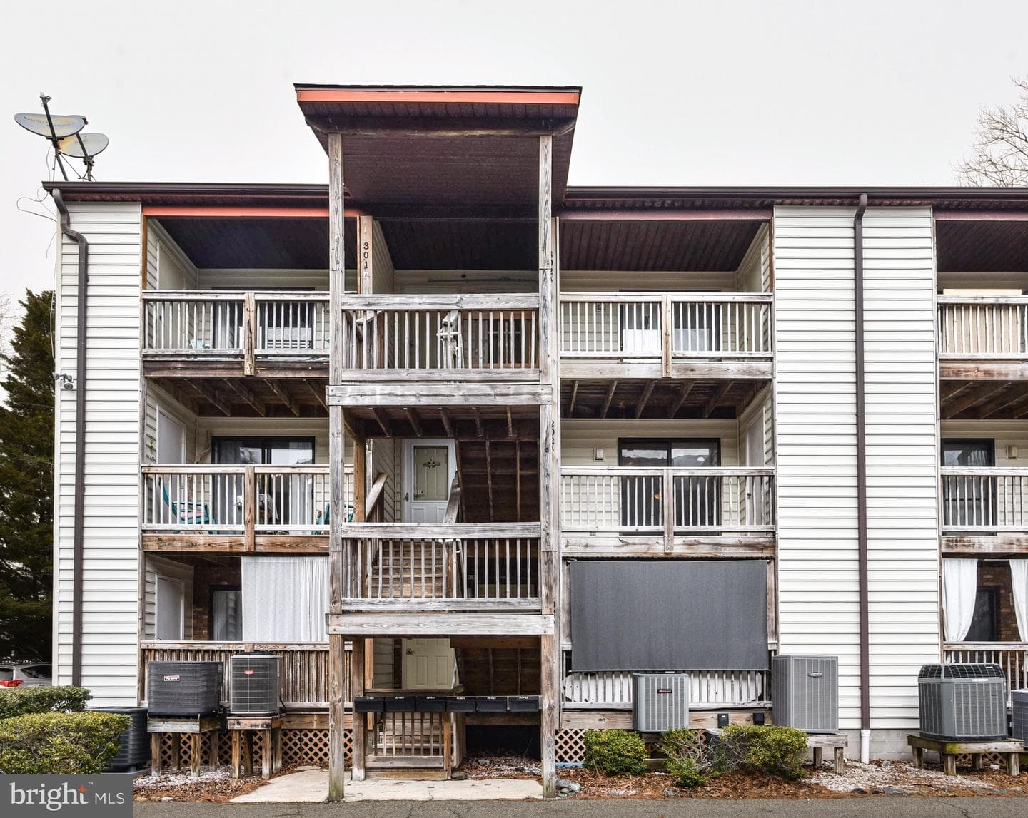 14300 Jarvis Avenue #a202 photo 22