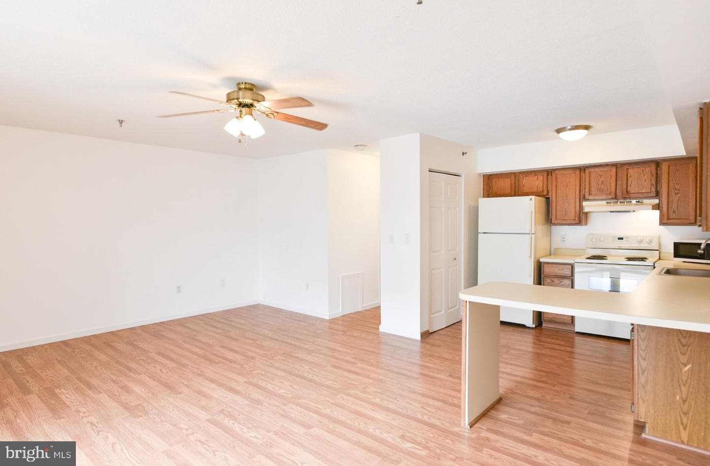 14300 Jarvis Avenue #a202 photo 6