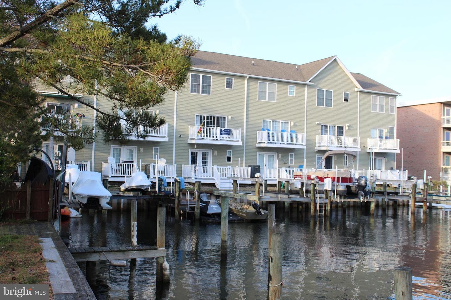 617 Salt Spray Road #b photo 22