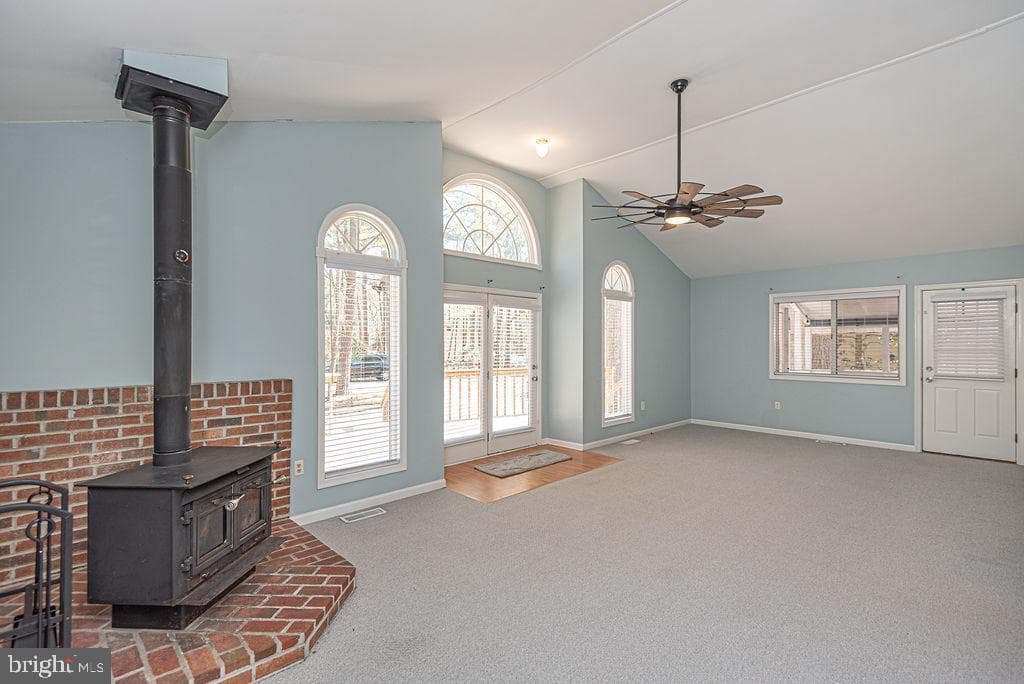 139 Camelot Circle photo 9