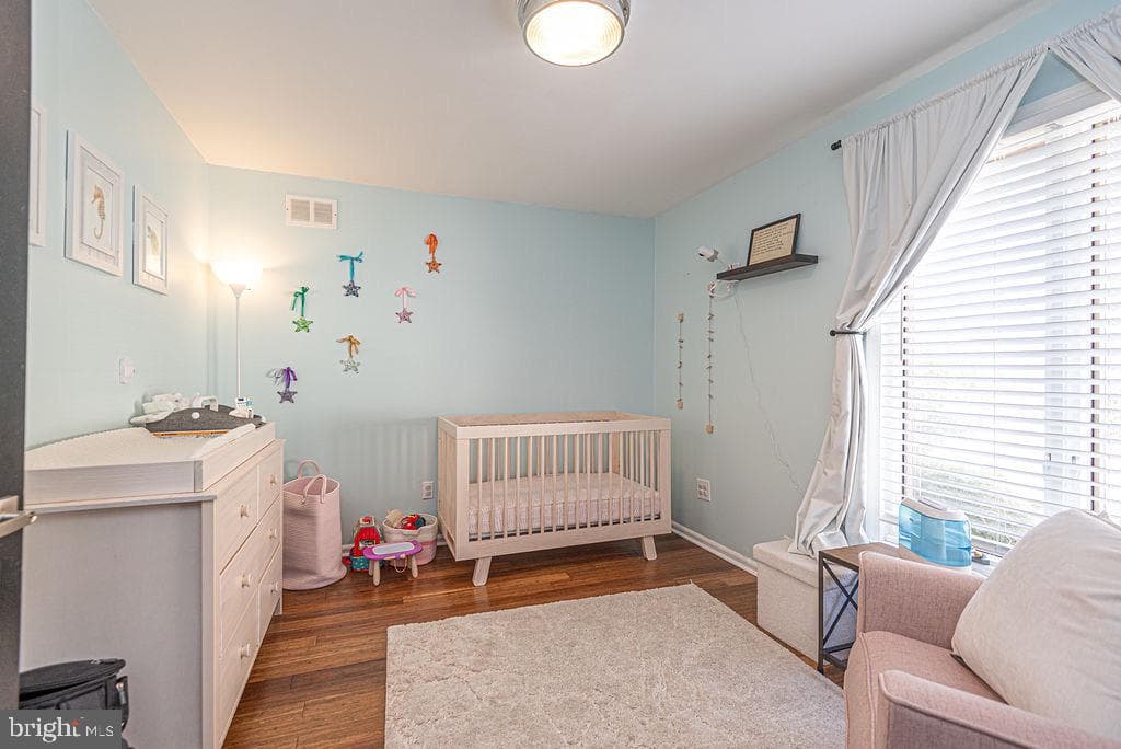 566 Ocean Parkway photo 32