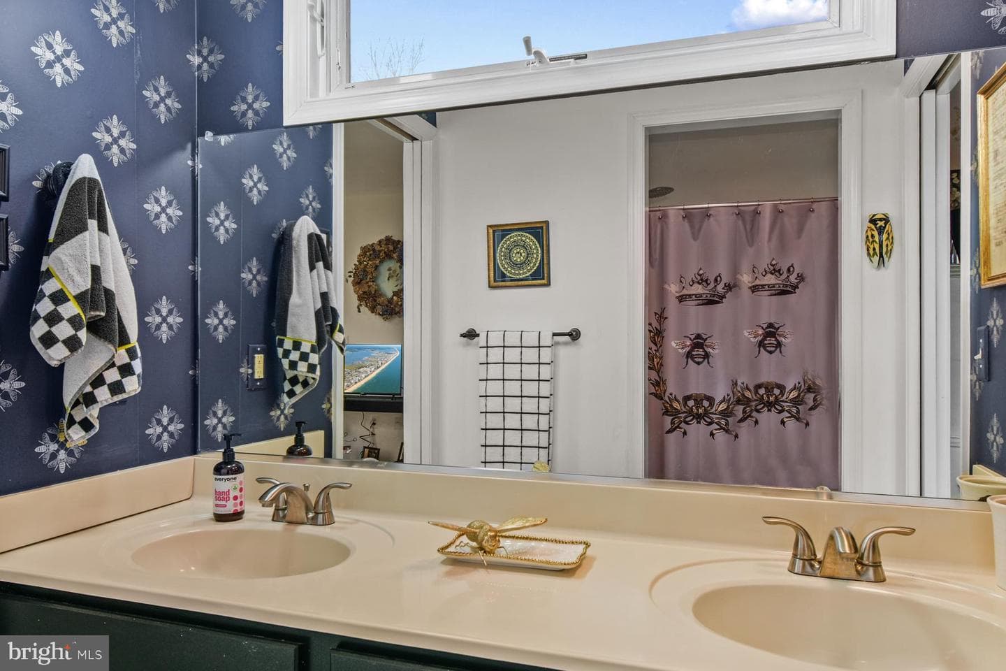 103 Buckingham Road photo 41