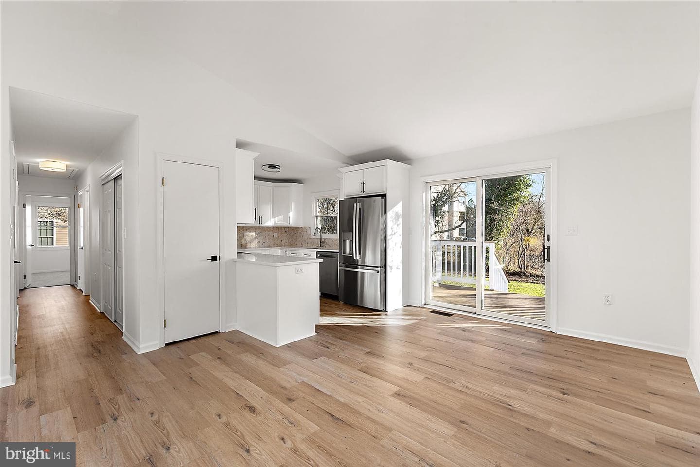 302 Franklin Avenue photo 11