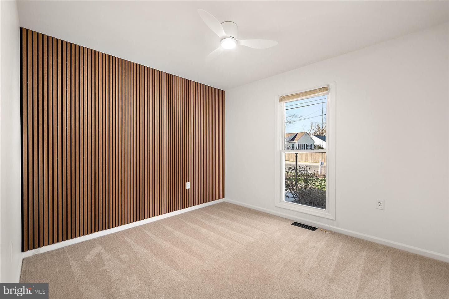 302 Franklin Avenue photo 29