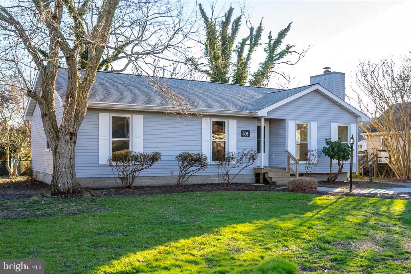302 Franklin Avenue photo 3