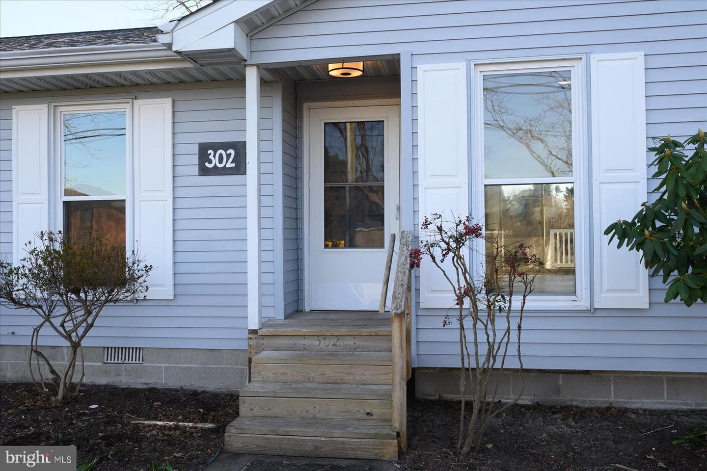302 Franklin Avenue photo 4