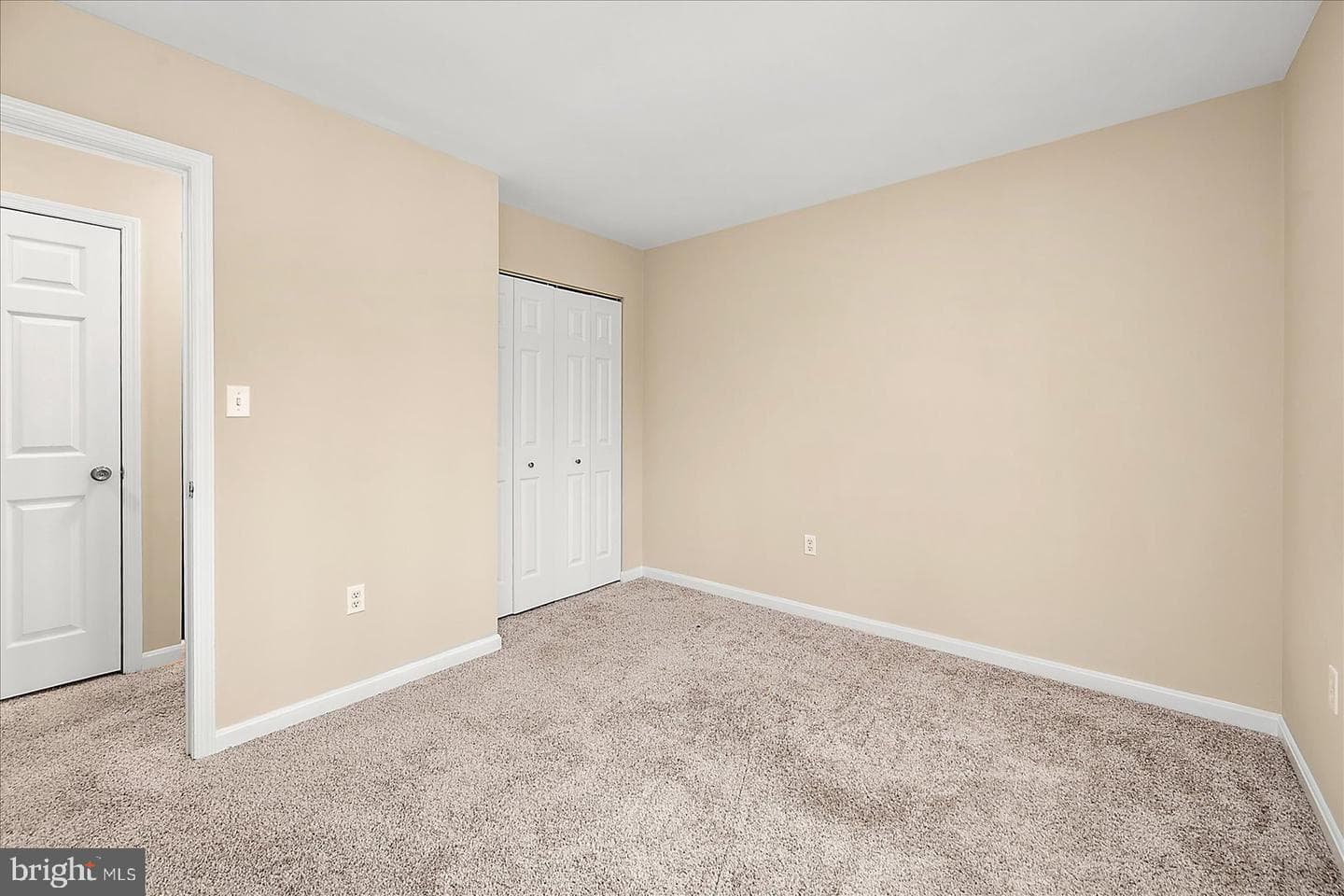 37 Watertown Road photo 34