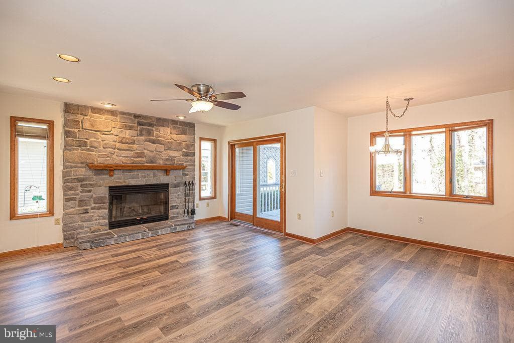 65 Cresthaven Drive photo 20