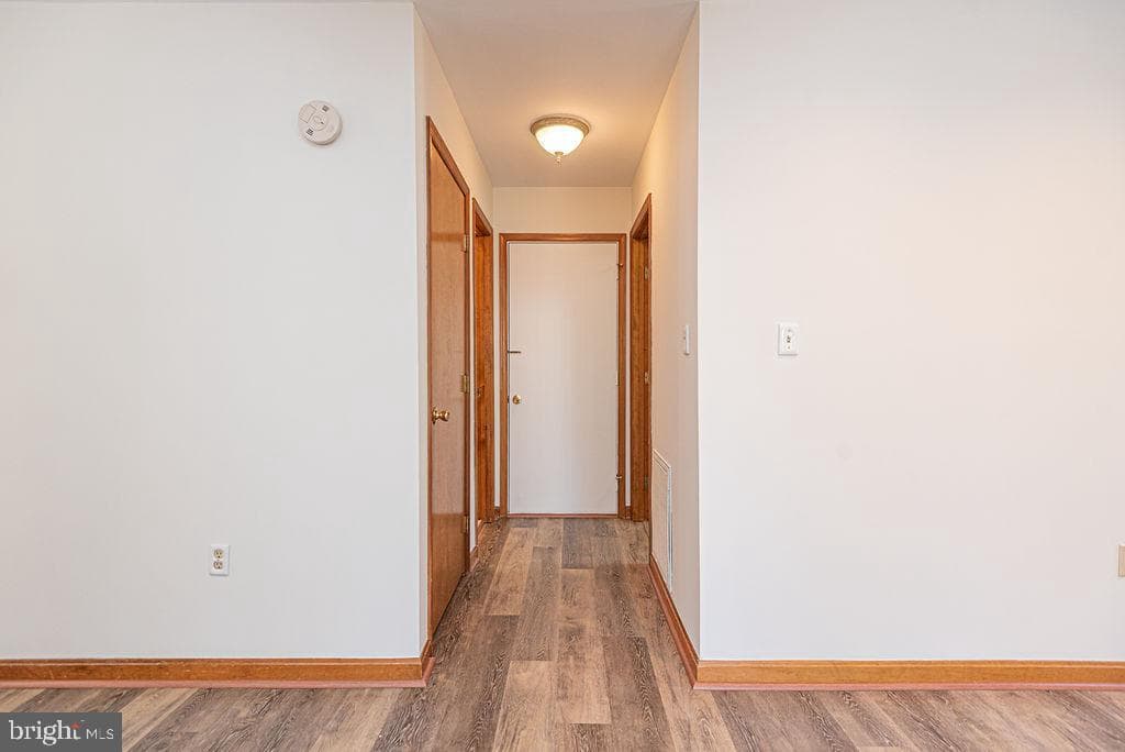 65 Cresthaven Drive photo 25