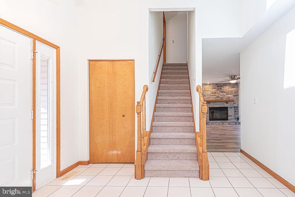 65 Cresthaven Drive photo 33