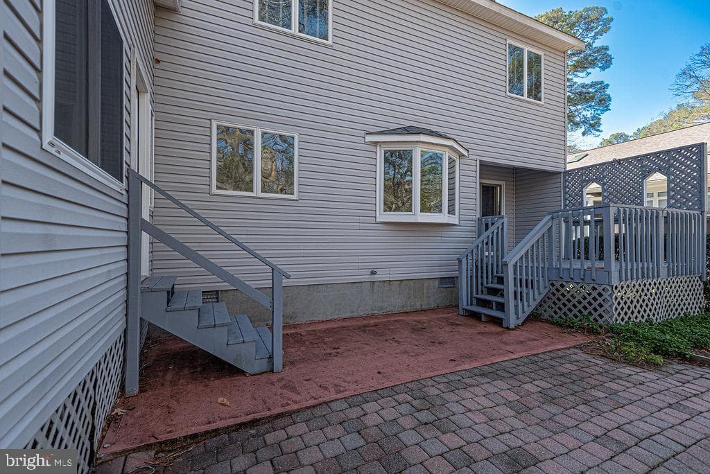 65 Cresthaven Drive photo 55