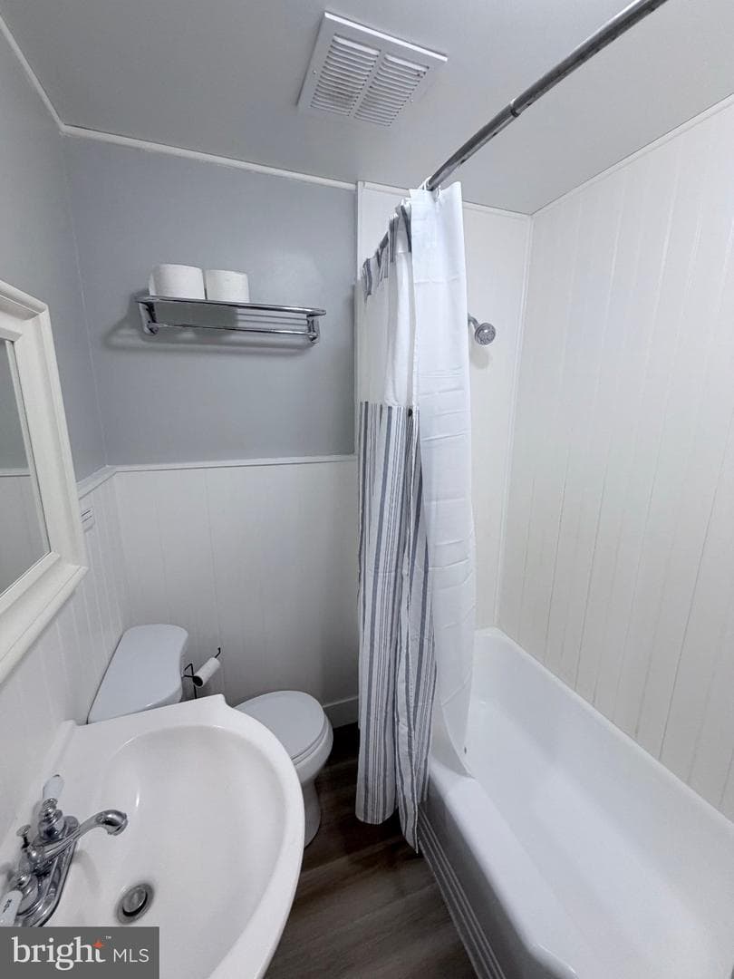 1407 N Saint Louis Avenue #5 photo 49