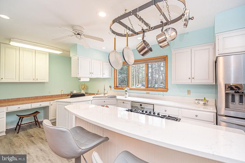 562 Ocean Parkway photo 21