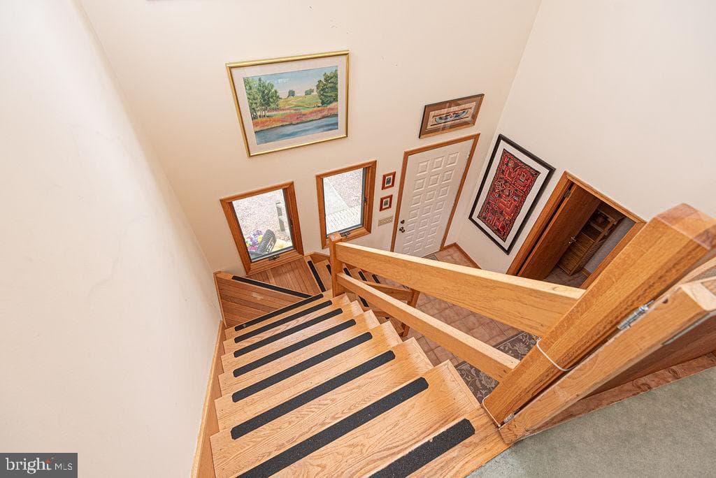 562 Ocean Parkway photo 48