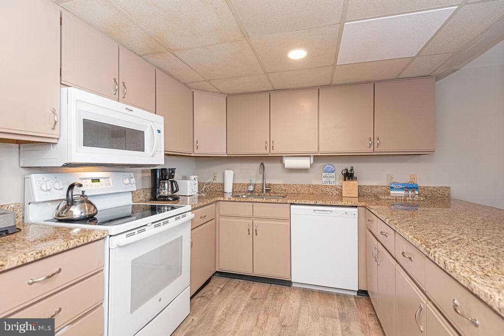 13500 W Coastal Highway #304 photo 5