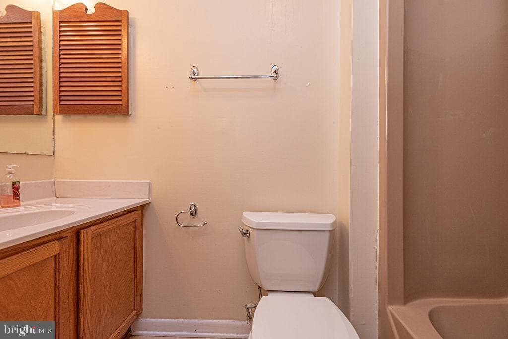 13 Drawbridge Road photo 42