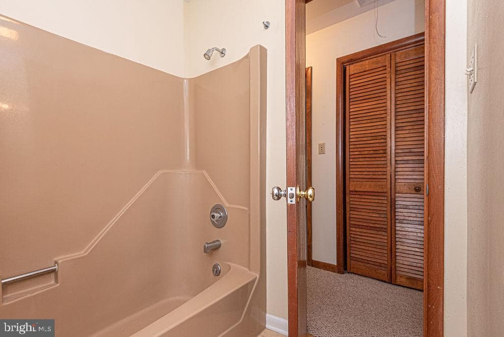 13 Drawbridge Road photo 44