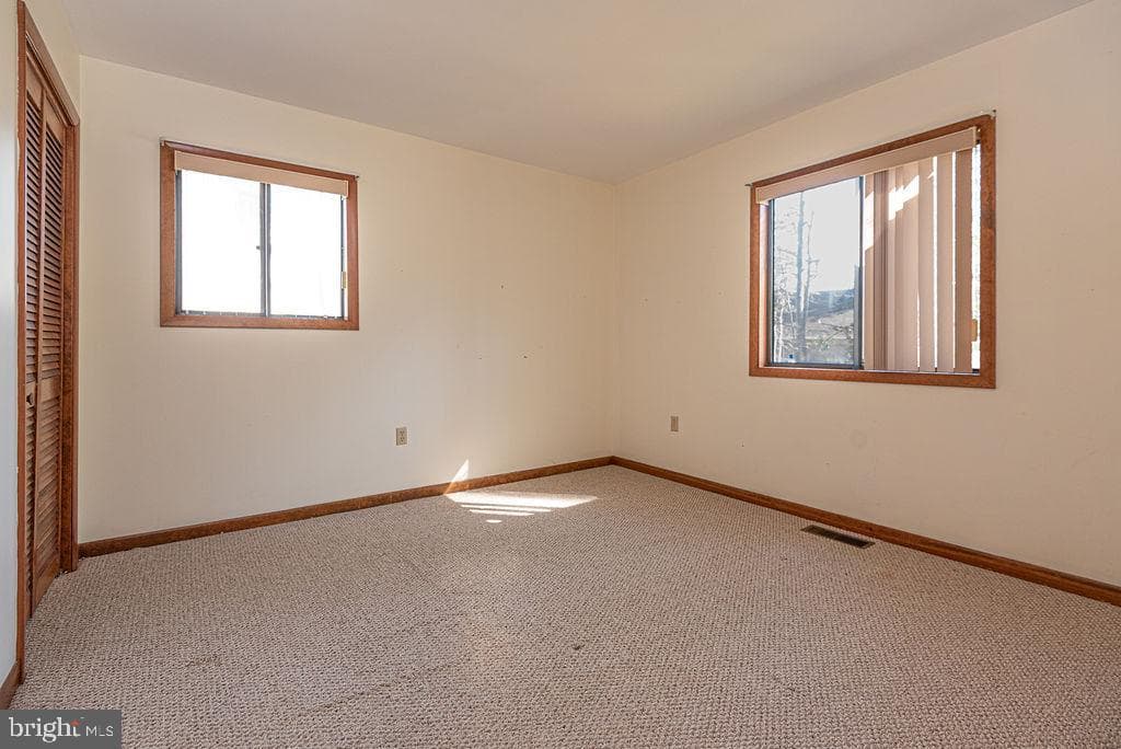 13 Drawbridge Road photo 46