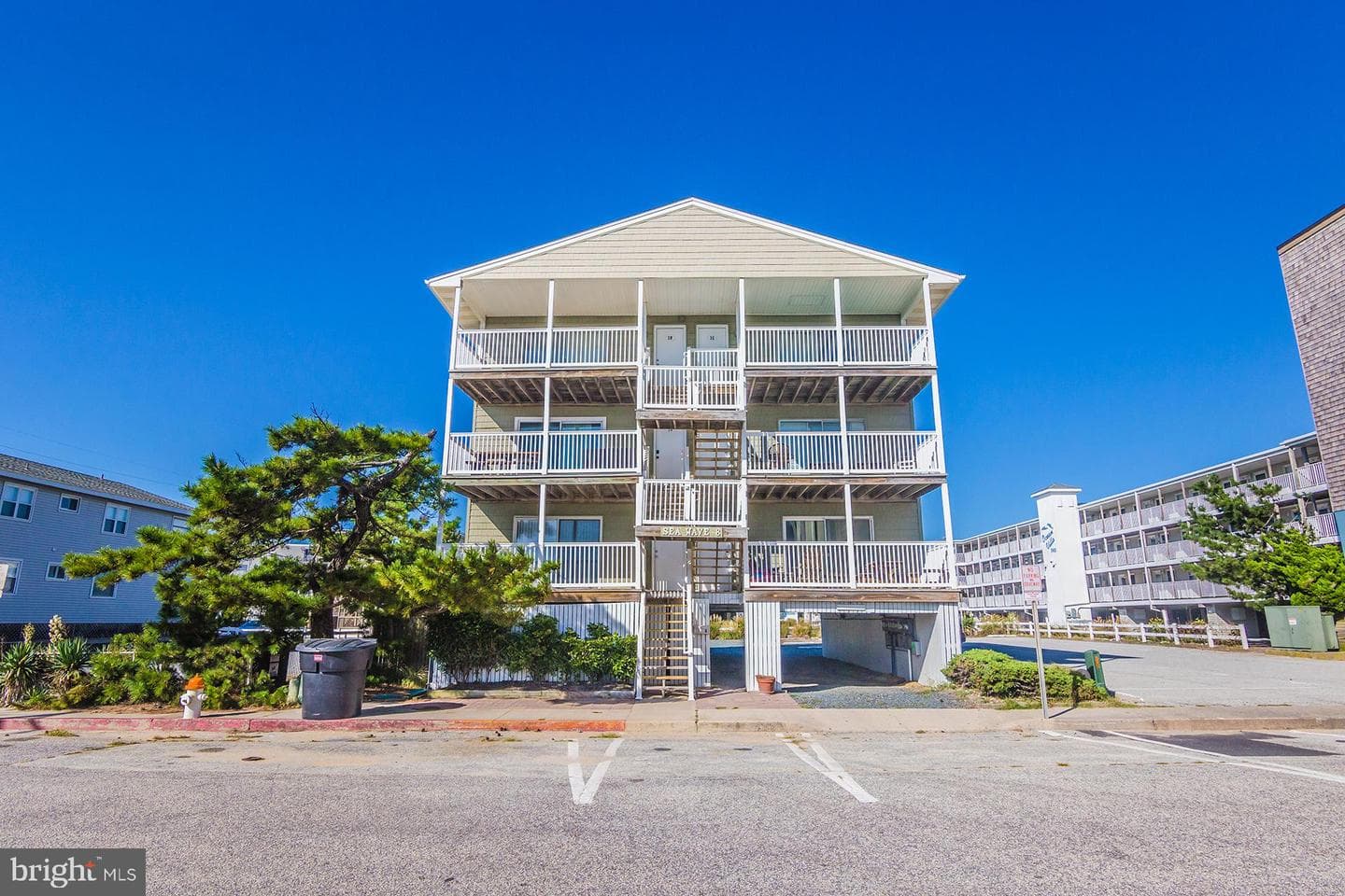 8 74th Street #3w, Ocean City