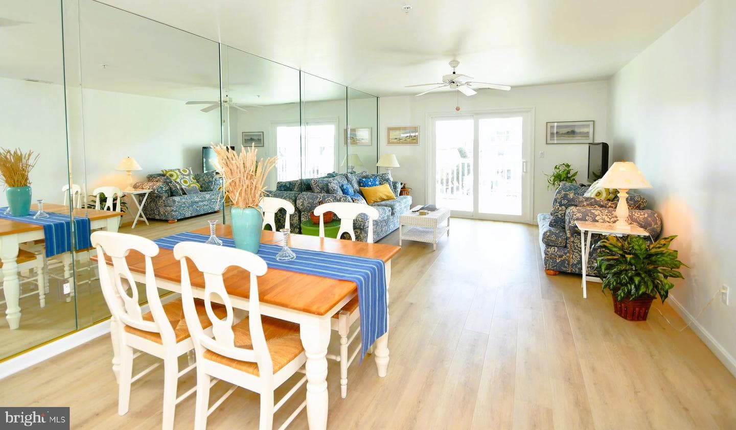 203 S Heron Drive #202a photo 4