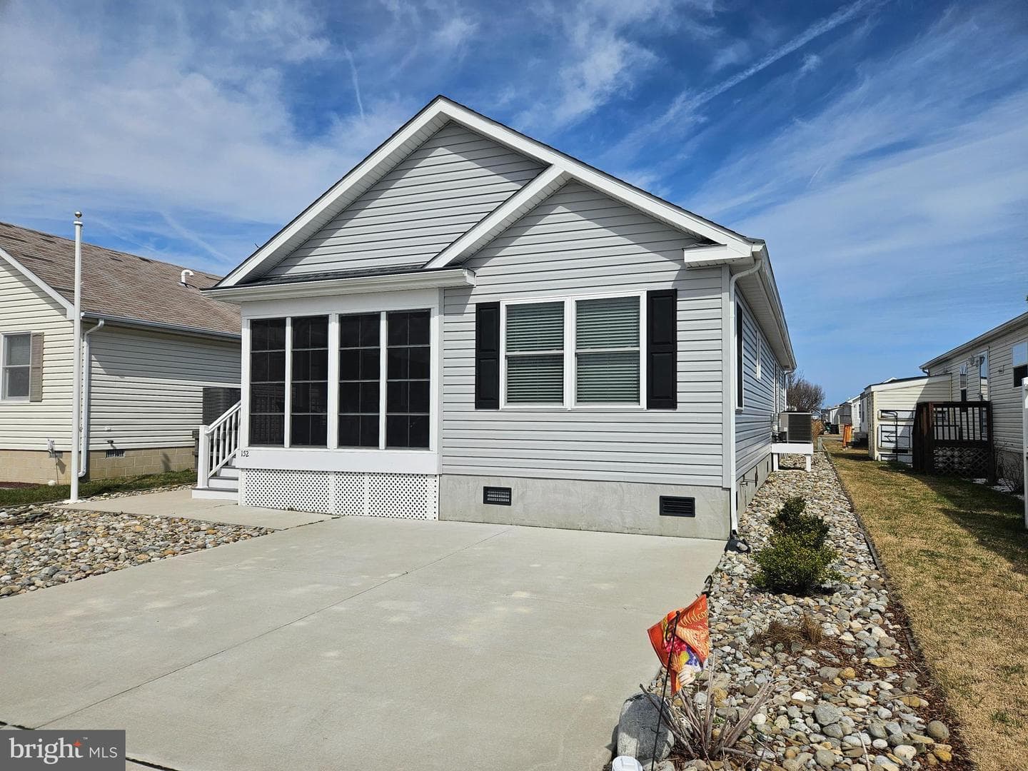 152 Sandyhill Drive photo 2