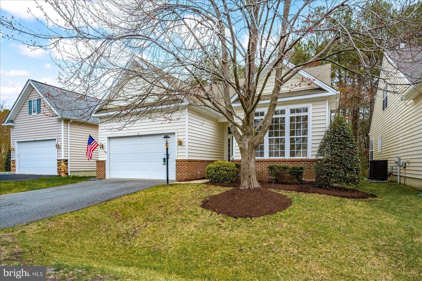 5 Chatham Court photo 43