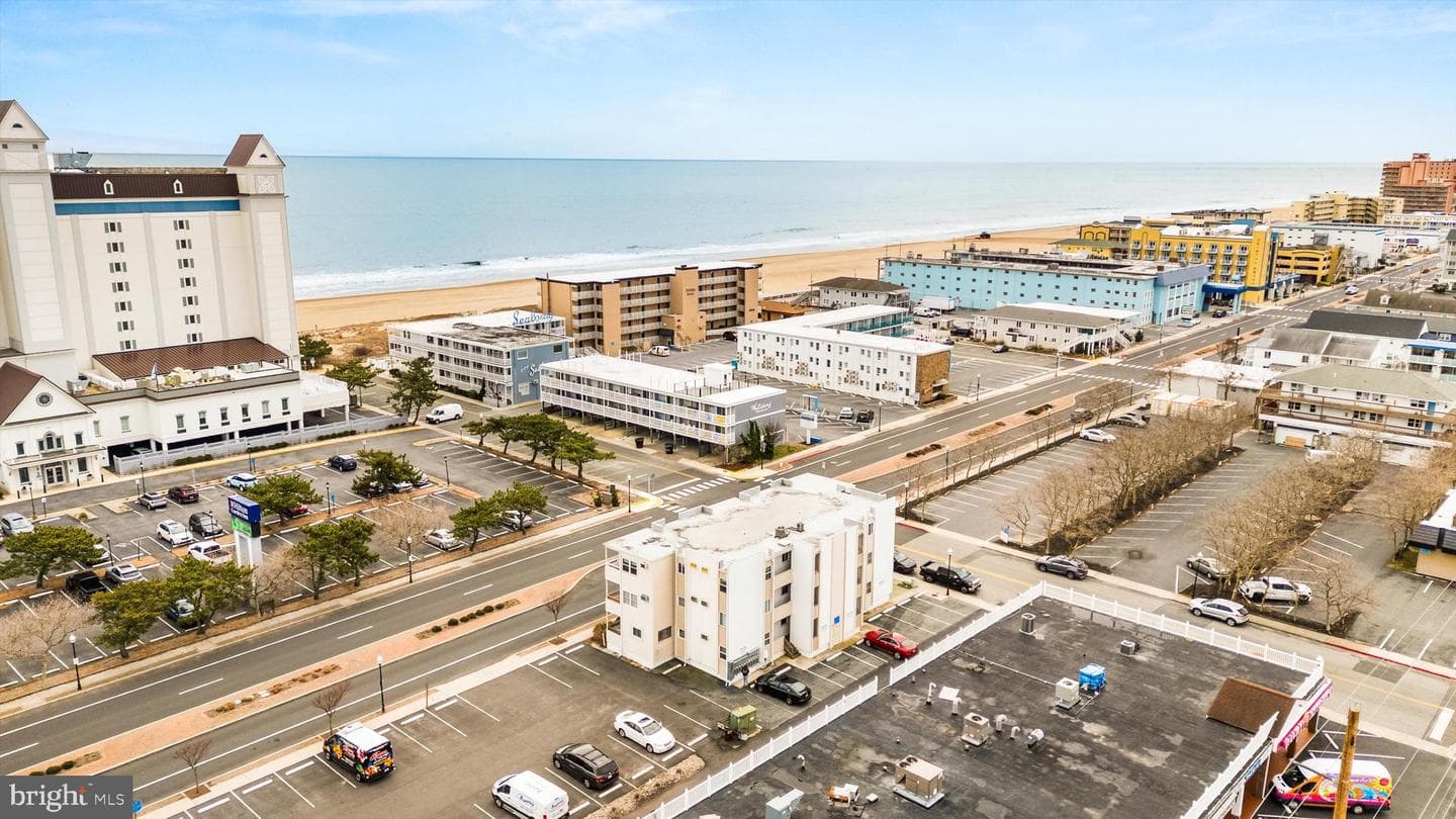 2801 N Baltimore Avenue #309 Holiday Plaza photo 42