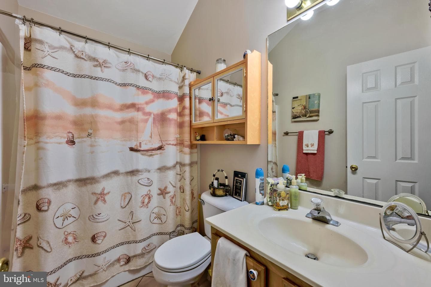 52 Nottingham Lane photo 30