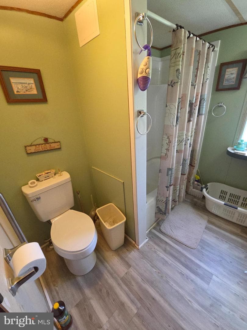6945 Cherrix Road photo 9